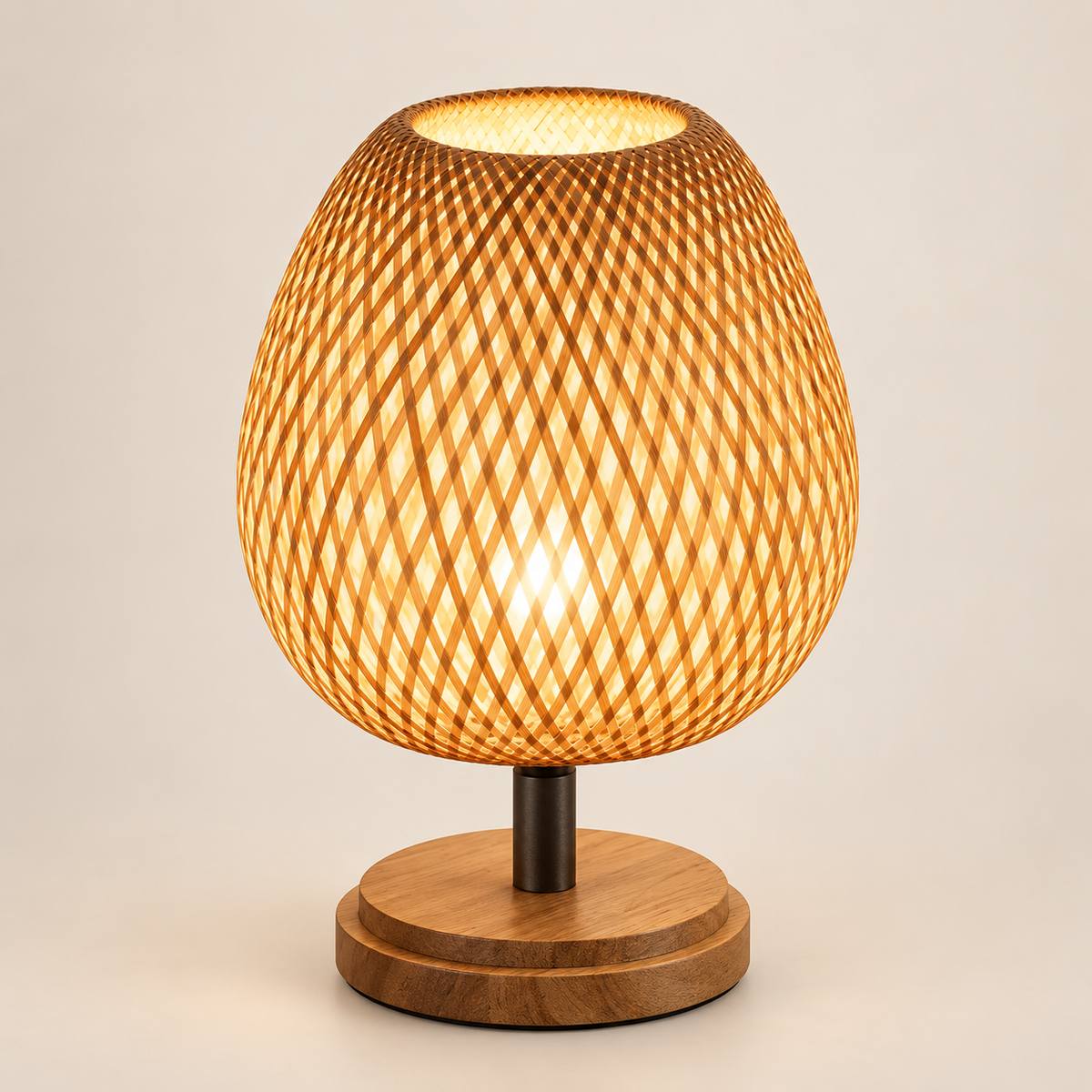 Kaia Woven Lamp